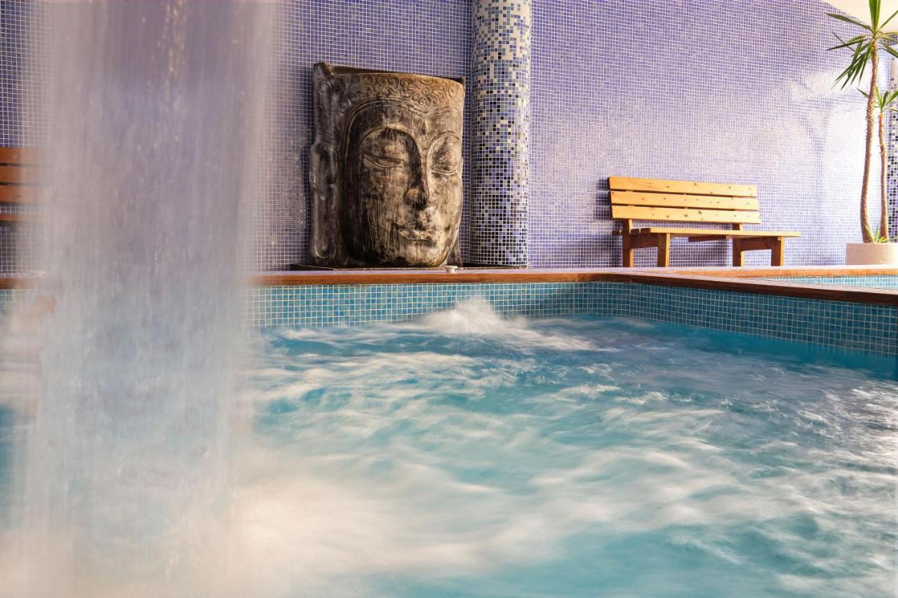 Hotel Moon Dreams Marina Parc Na Macaret Екстериор снимка